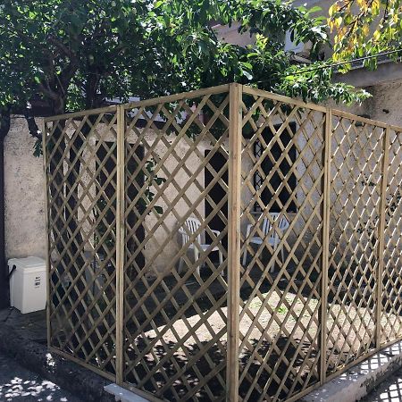 Bilocale In Centro Con Giardino Apartment Талякоцо Екстериор снимка